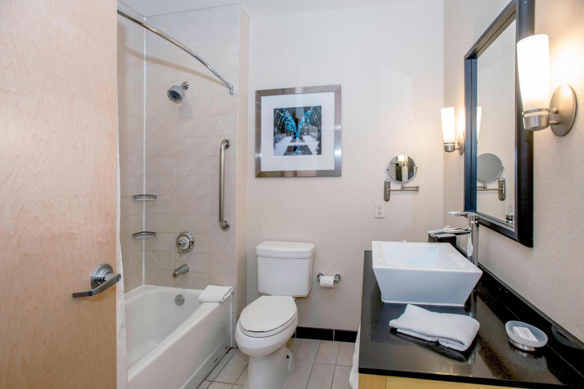 Springhill Suites By Marriott Pueblo Downtown Dış mekan fotoğraf